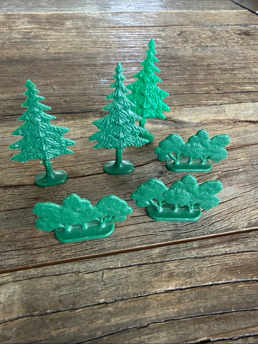 Vintage Lego Green Plastic Tree and Bush Set from the 1960s    b